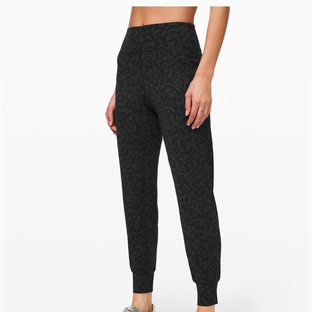 Lululemon Align 28” Jogger - Brand New!